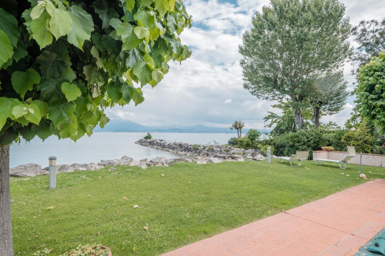 Casa Lugana 9 - Monolocale Con Piscina Fronte Lago シルミオーネ エクステリア 写真