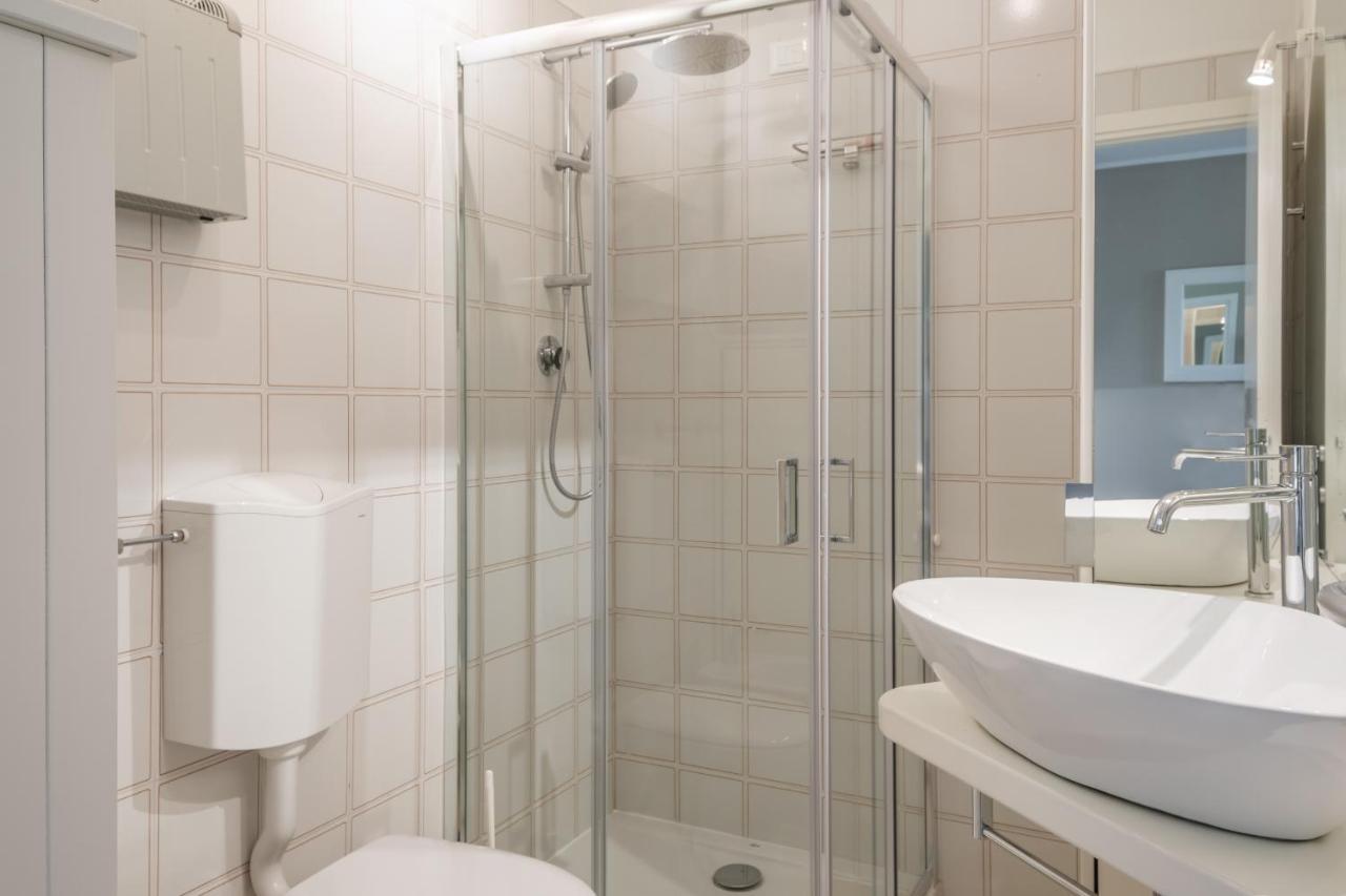 Casa Lugana 9 - Monolocale Con Piscina Fronte Lago シルミオーネ エクステリア 写真